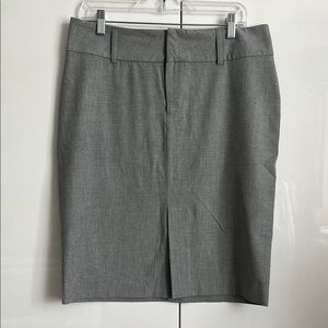 Old Navy Gray Pencil Skirt Knee-Length Stretch Work Style, Size 10